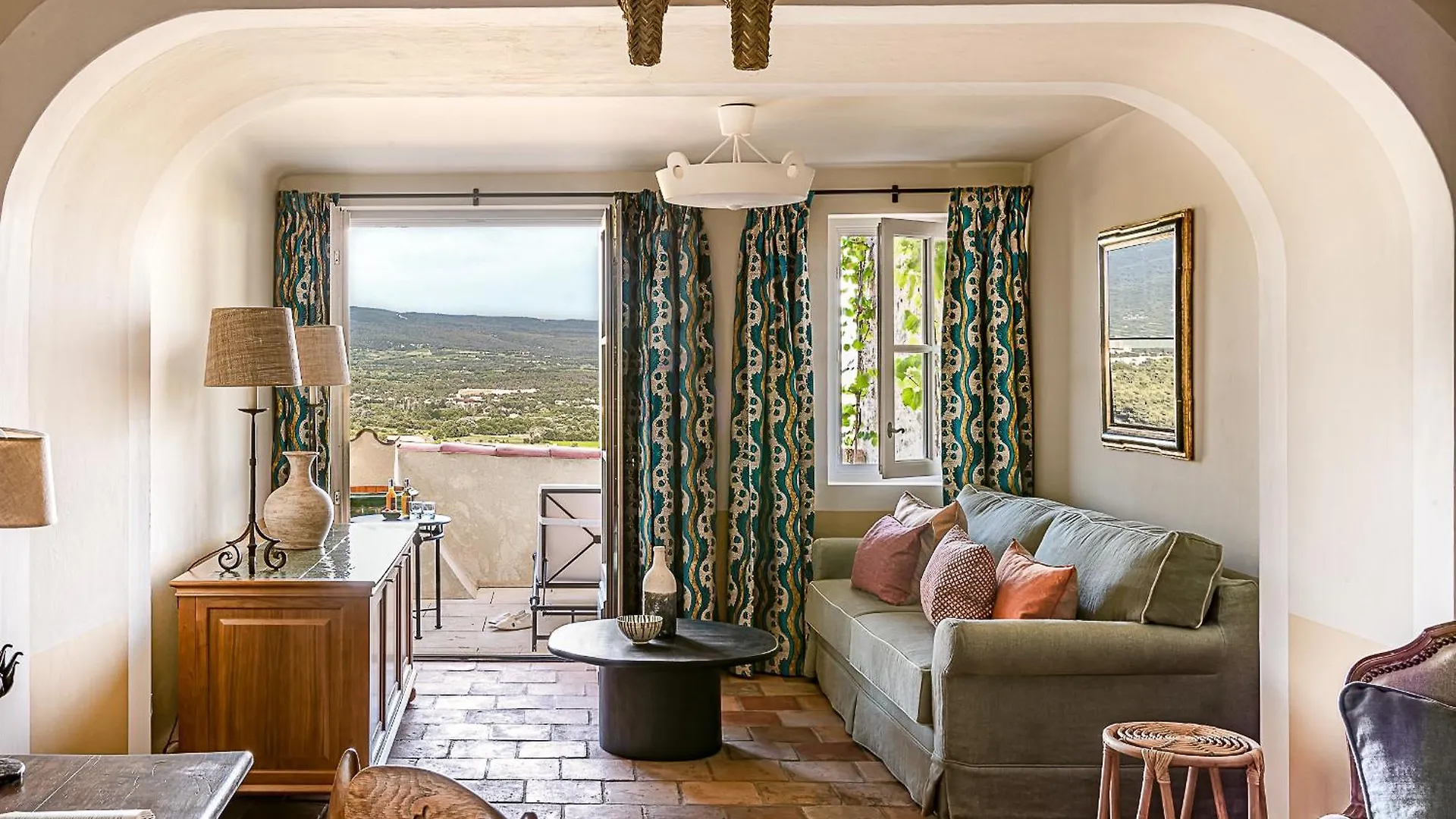 Hotel Crillon Le Brave