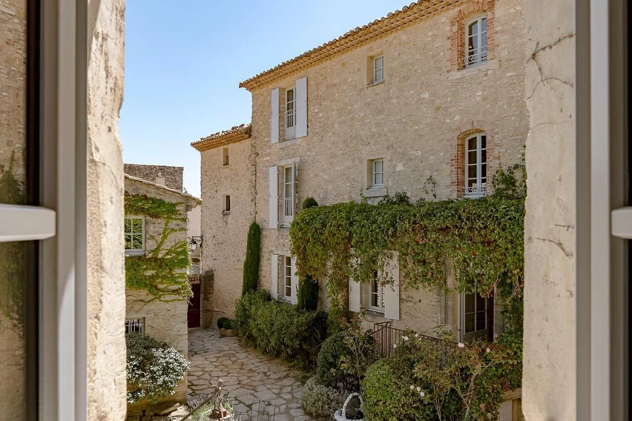 Hotel Crillon Le Brave  Crillon-le-Brave