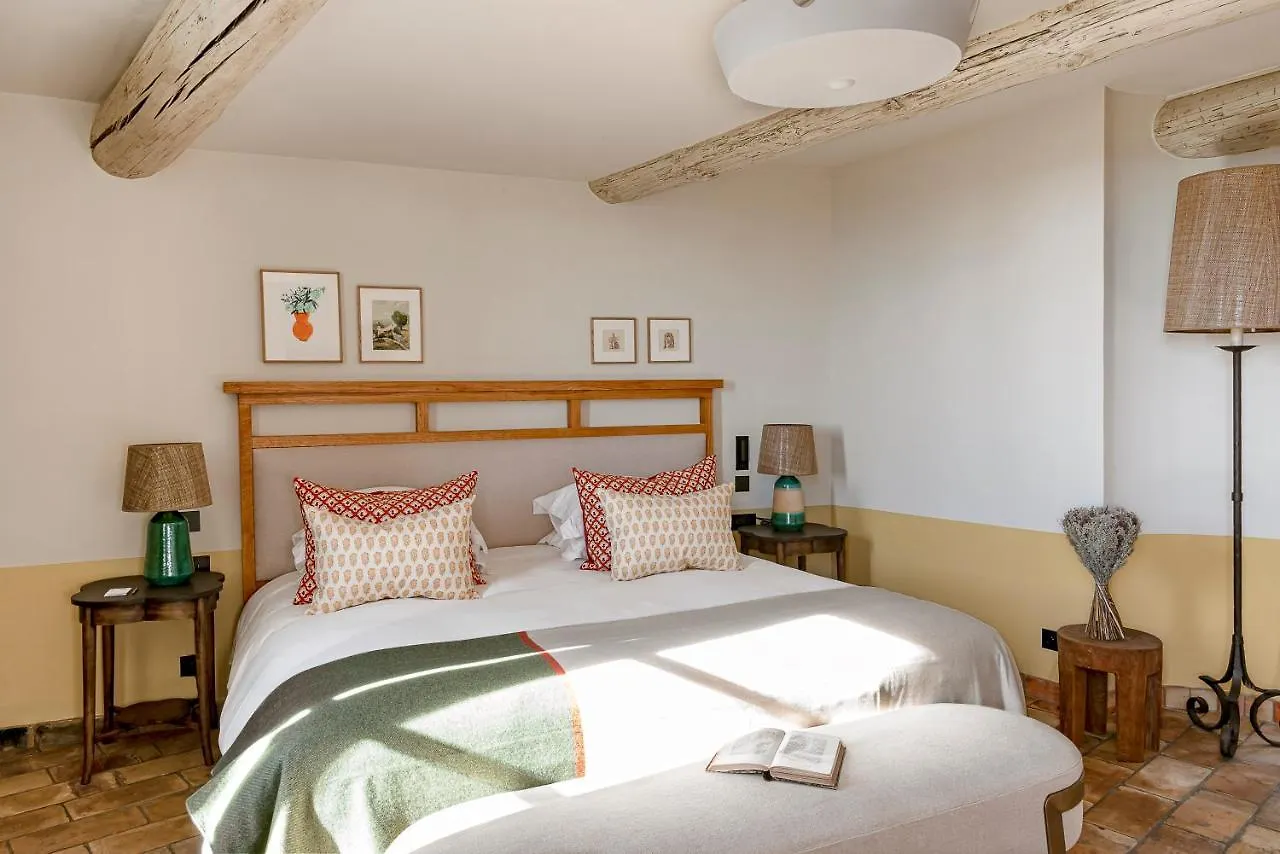 Hotel Crillon le Brave  Crillon-le-Brave