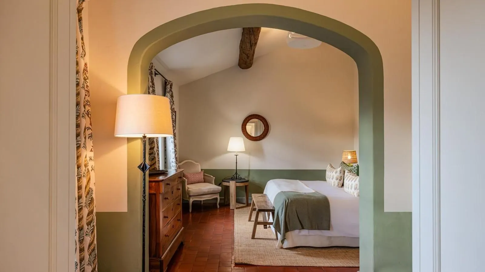 Hotel Crillon le Brave  Crillon-le-Brave