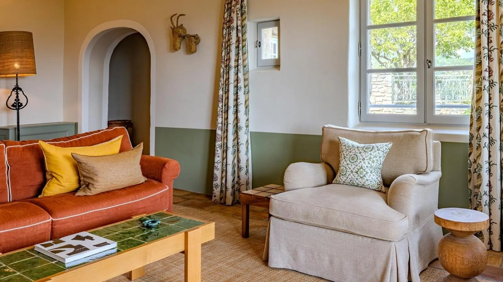 Hotel Crillon le Brave  Crillon-le-Brave