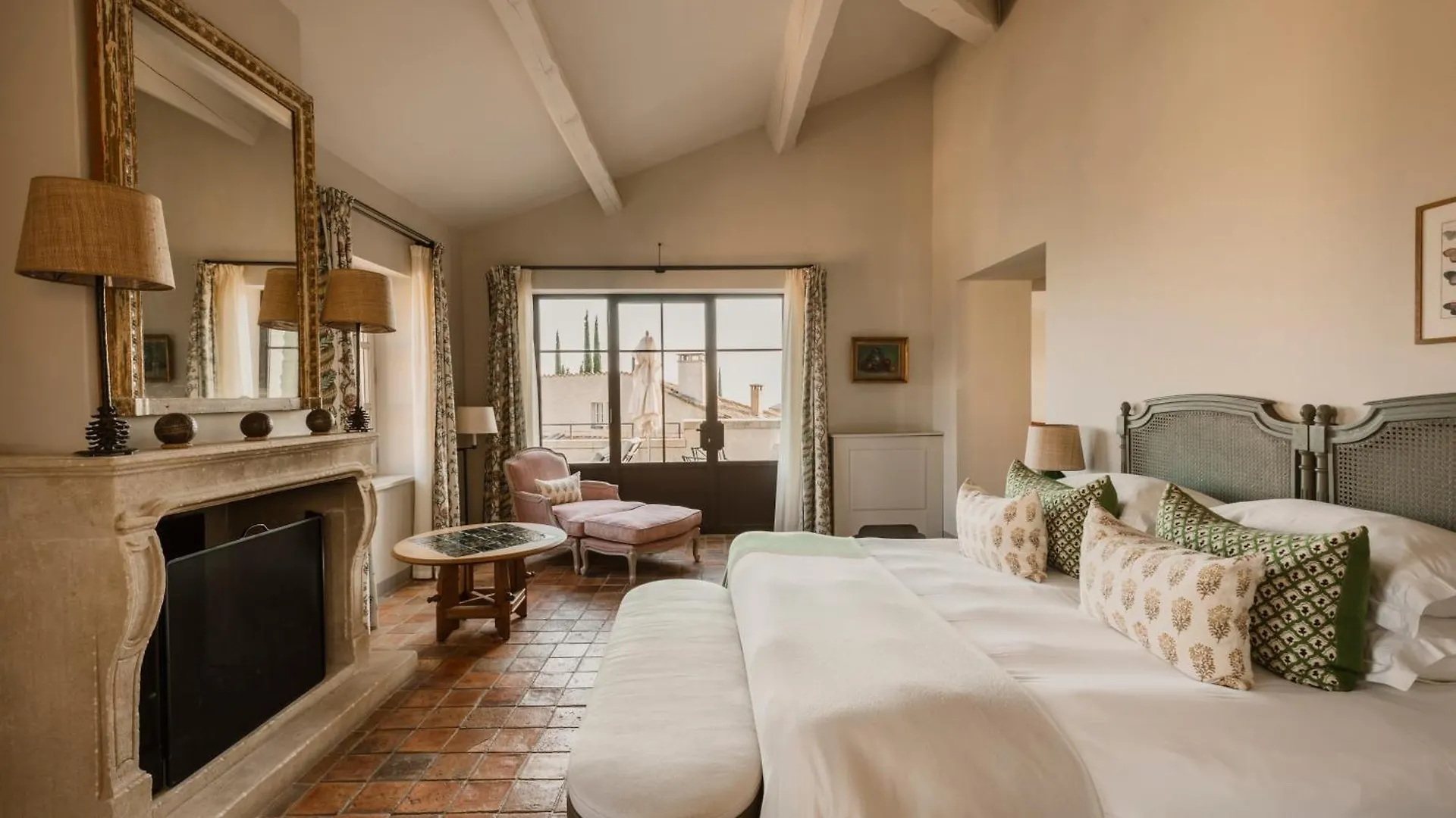 Hotel Crillon Le Brave  Crillon-le-Brave